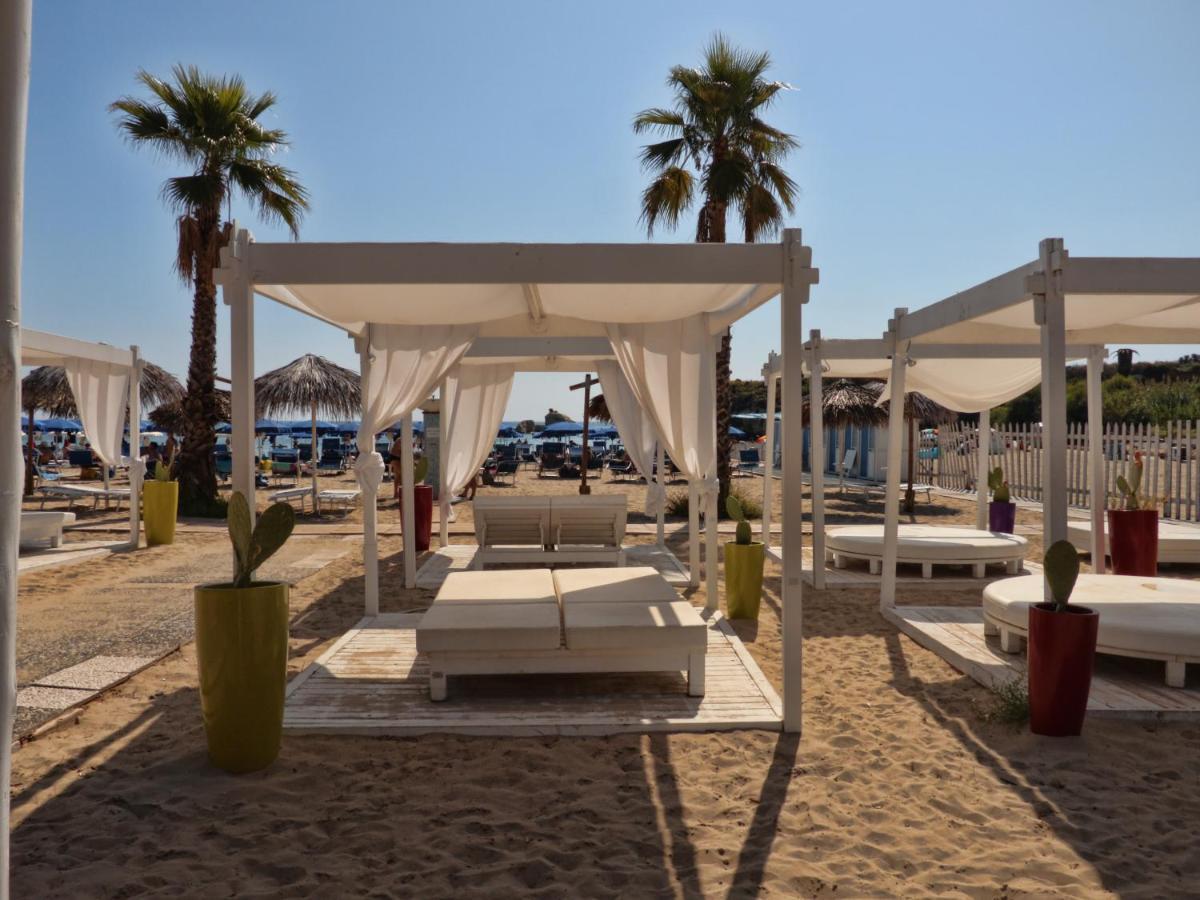 Futura Club Spiagge Bianche Hotel Fontane Bianche Luaran gambar