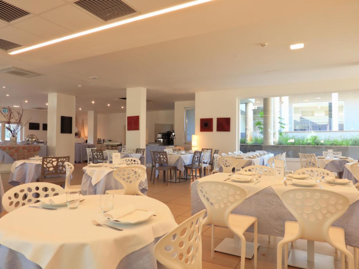 Futura Club Spiagge Bianche Hotel Fontane Bianche Luaran gambar