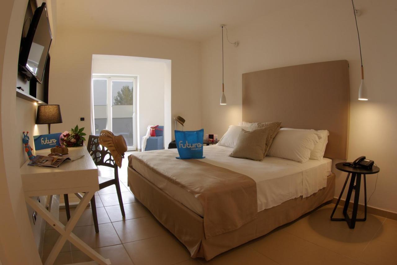 Futura Club Spiagge Bianche Hotel Fontane Bianche Luaran gambar